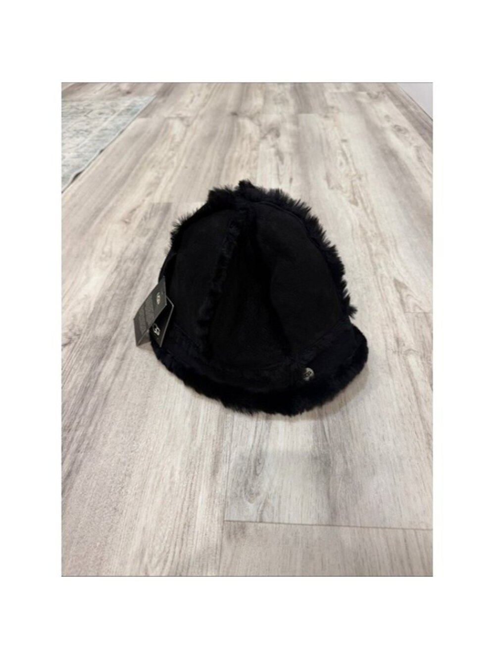 UGG Black SHEARLING  Trim Bucket Hat NWT $160 women